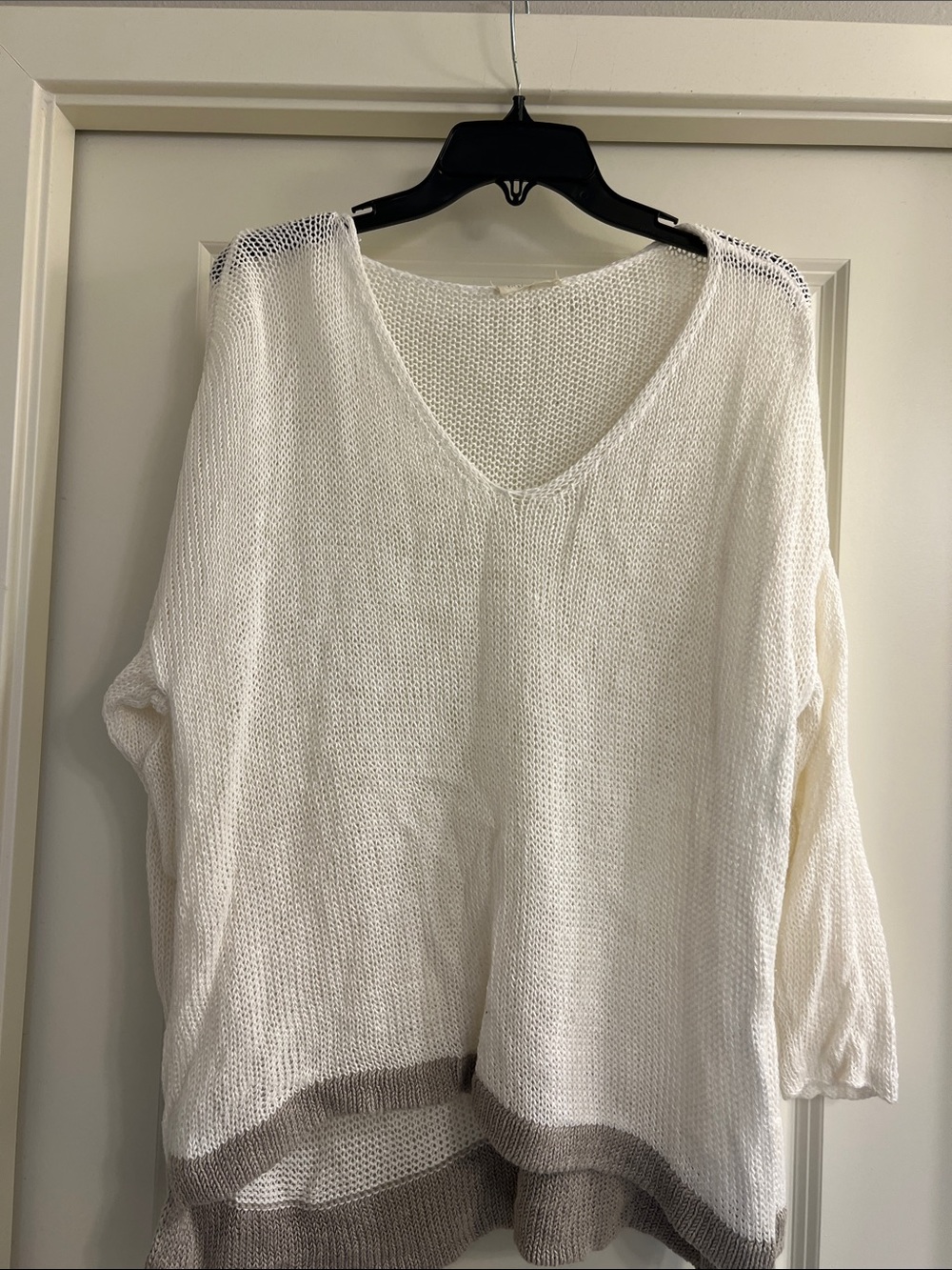Eileen Fisher Cream V-Neck Lightweight Knit Sweater with Taupe Trim
